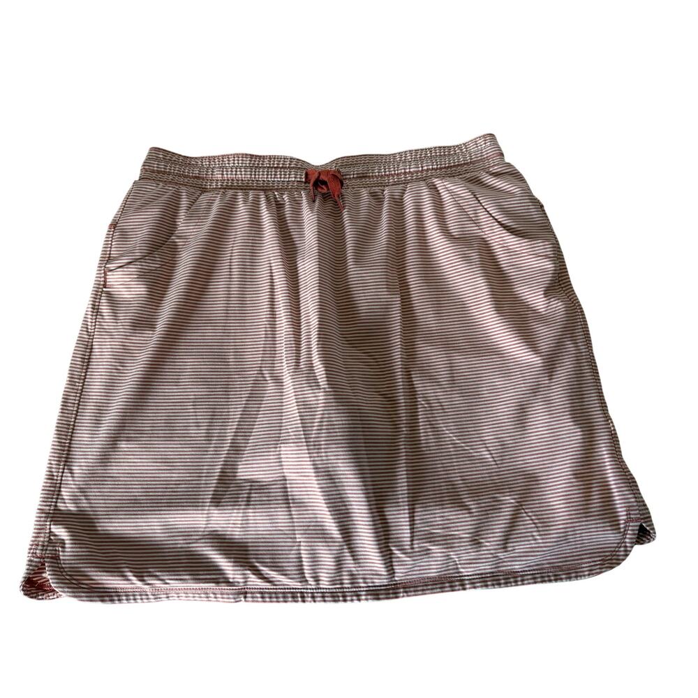 Duluth Trading Co Striped Women’s Skort in Cream and Brown with Rust Tie